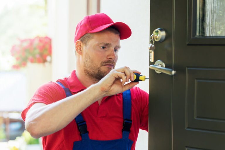 Serrurier à Paris : 4 clés précieuses pour tout savoir sur cet artisan